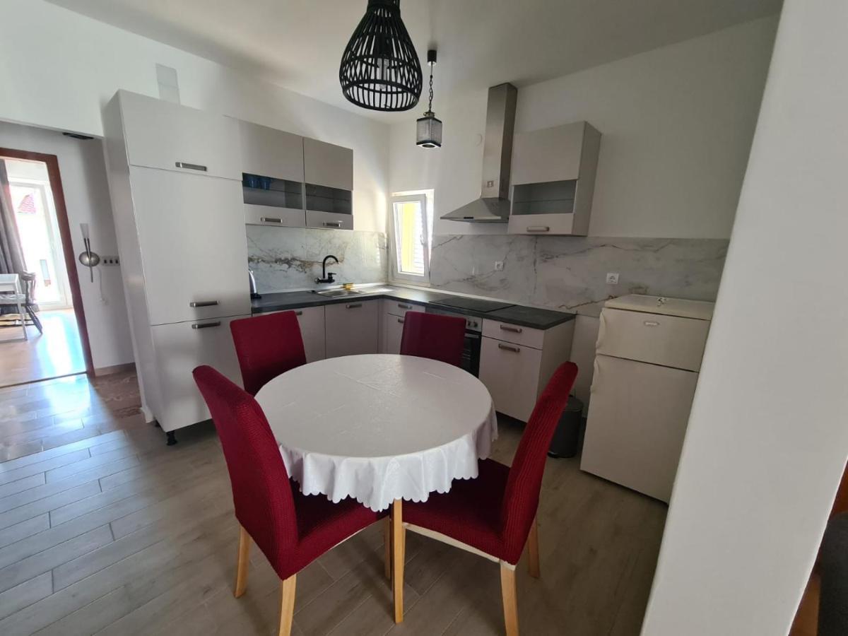 Apartments Figa Orebic Luaran gambar