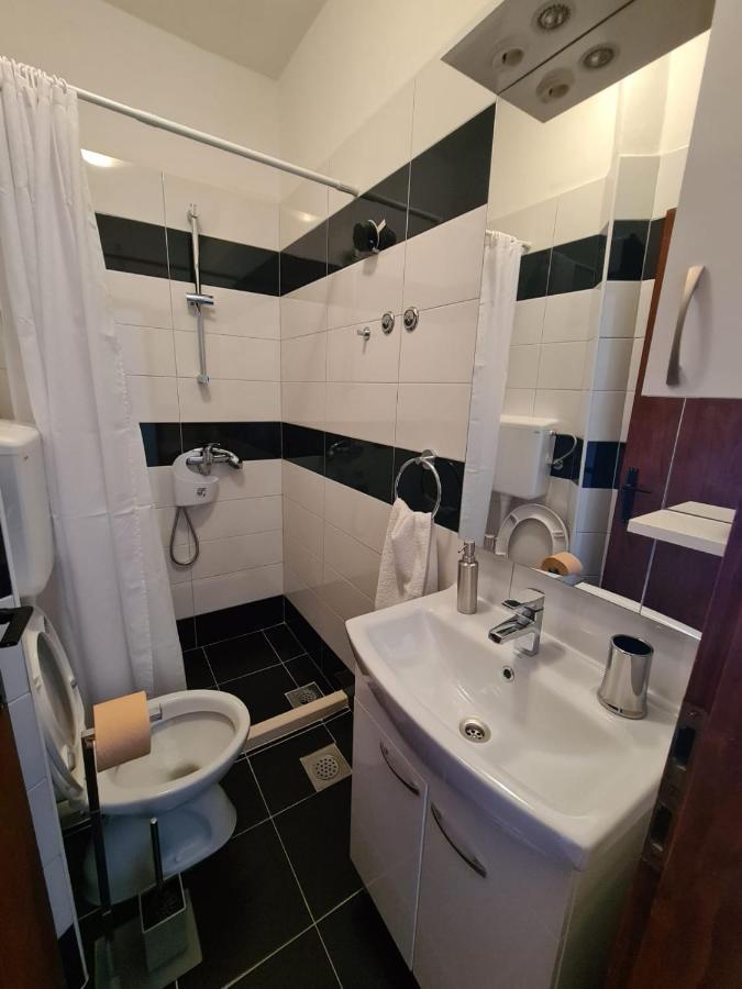 Apartments Figa Orebic Luaran gambar