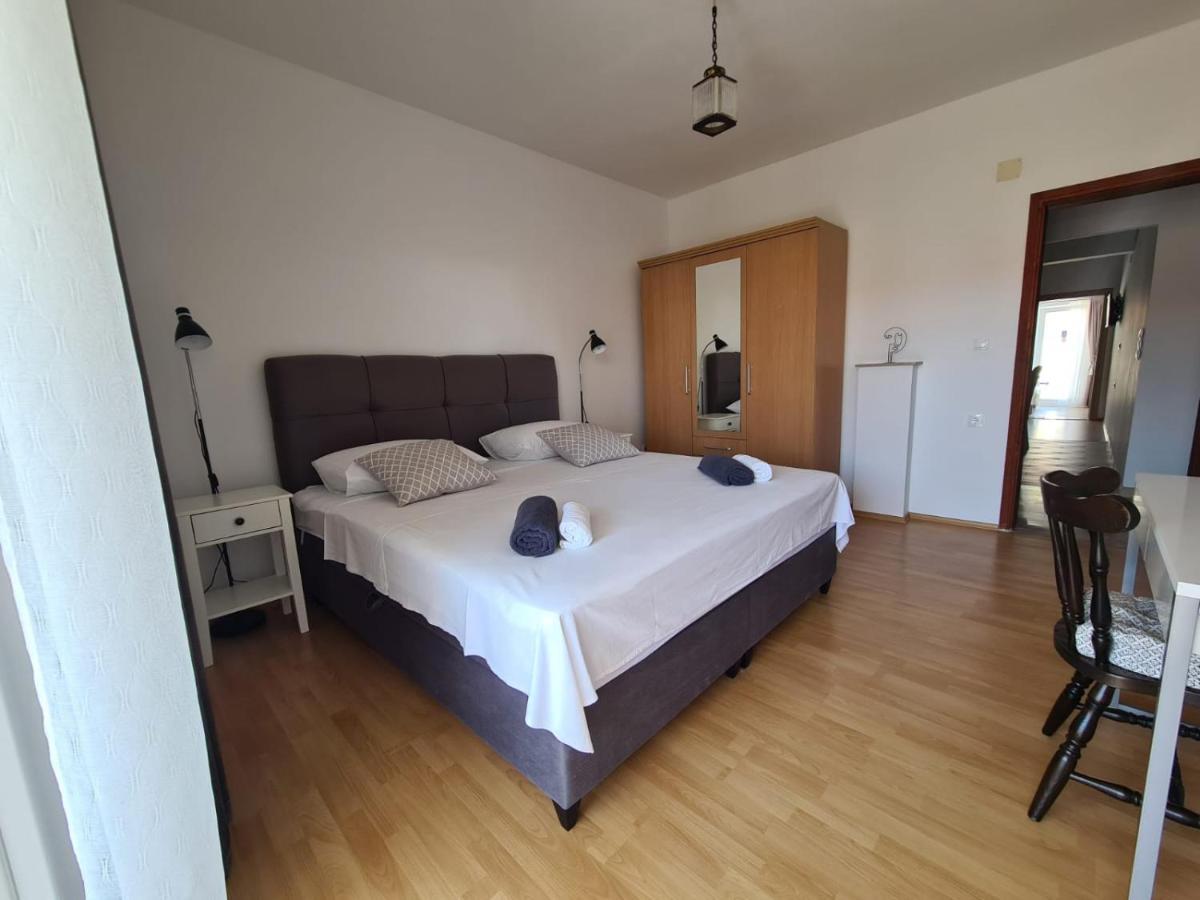 Apartments Figa Orebic Luaran gambar